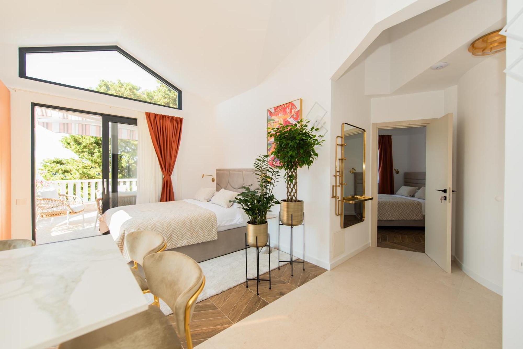 More Medici Apartments Omis Luaran gambar