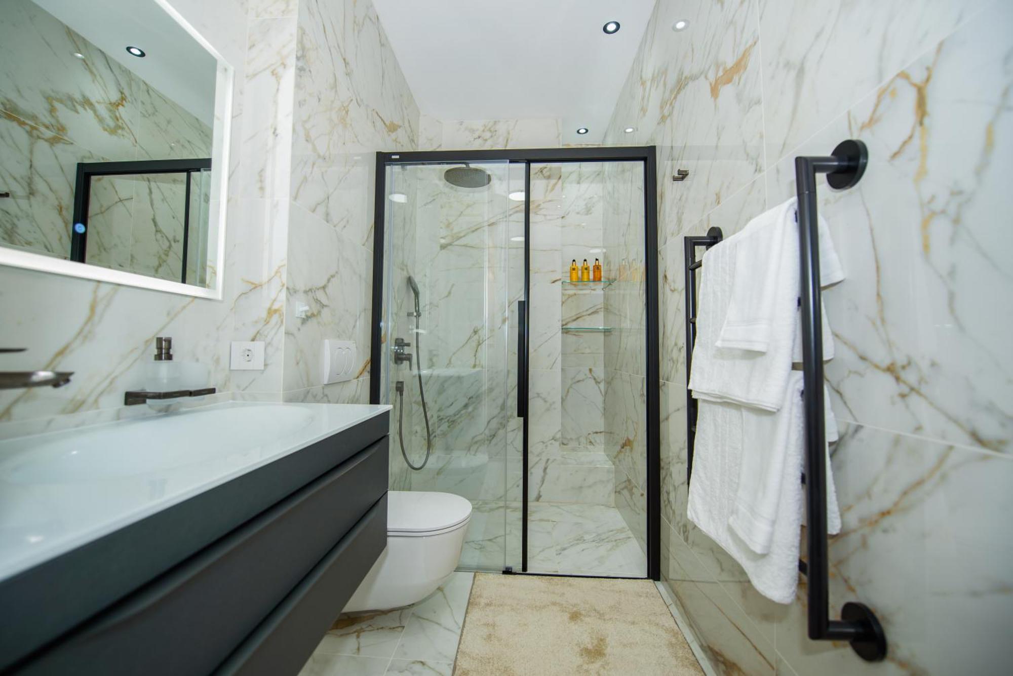 More Medici Apartments Omis Luaran gambar