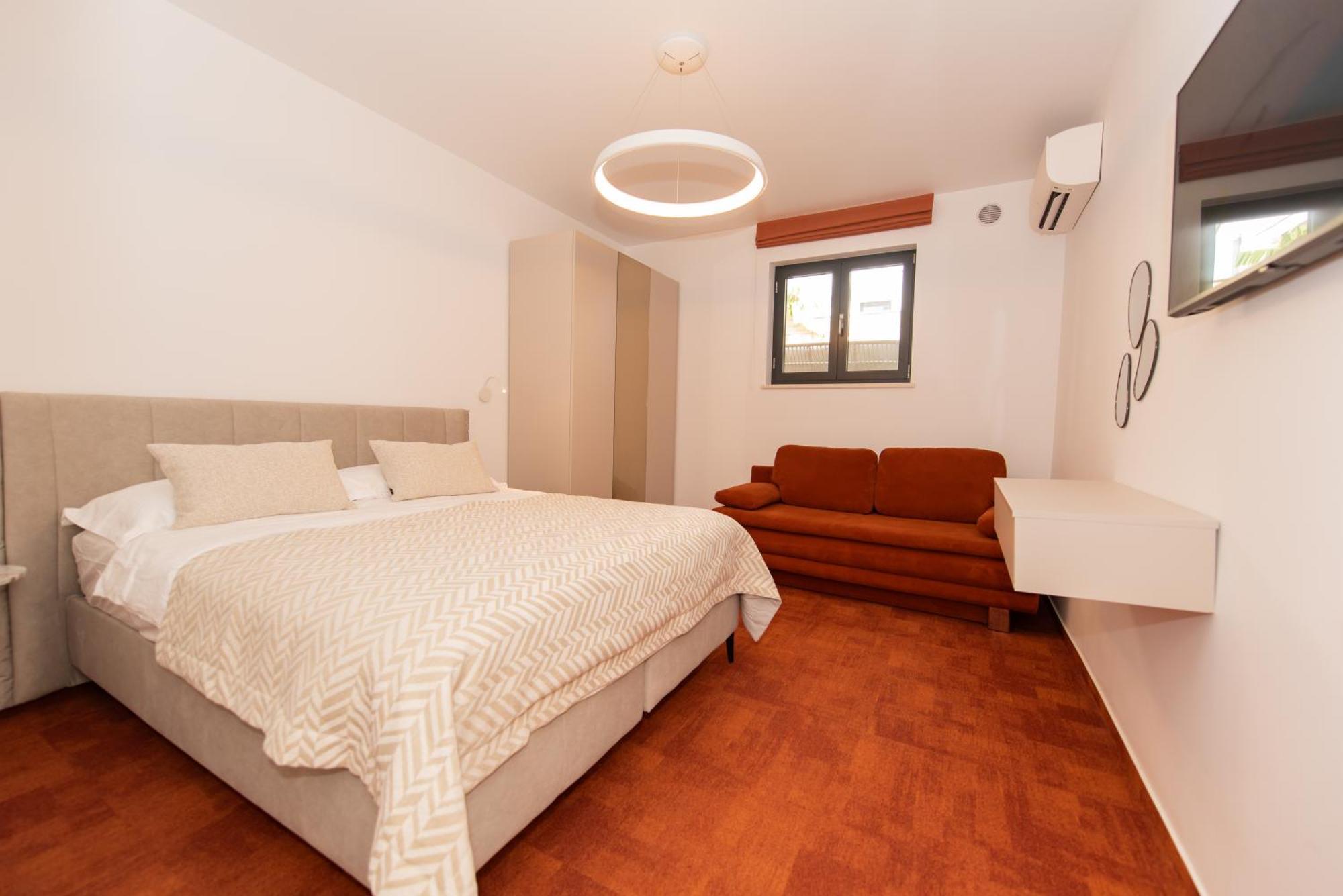 More Medici Apartments Omis Luaran gambar