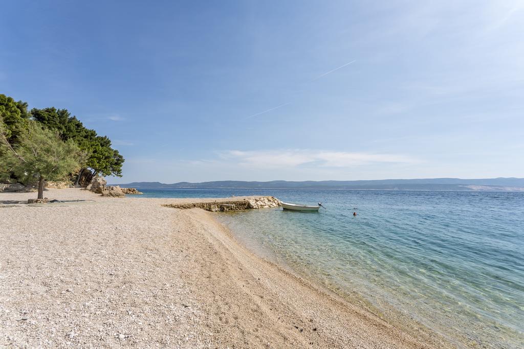 More Medici Apartments Omis Luaran gambar